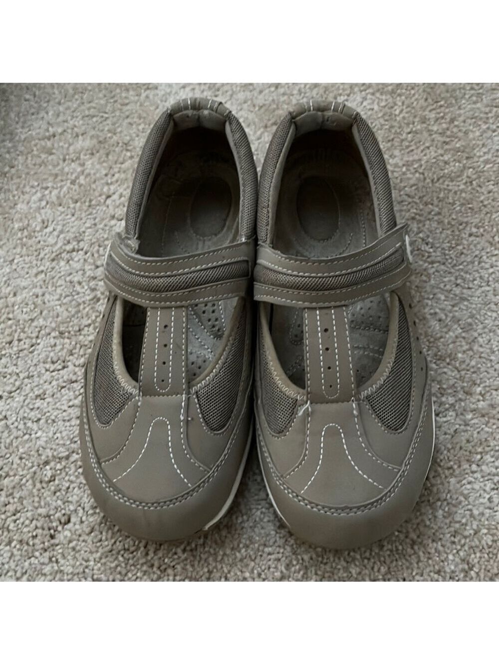 Ryka T Strap walking shoes